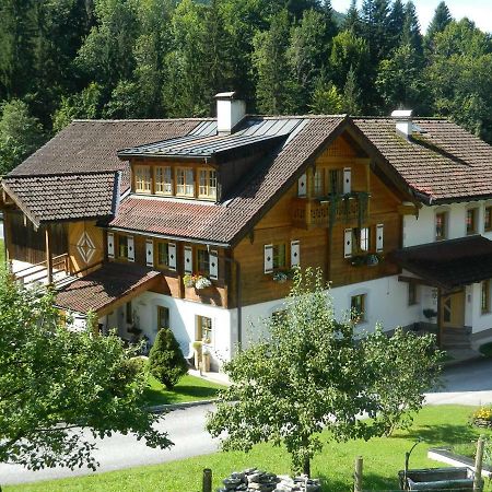 Reiters-Ferienhaus Russbach am Pass Gschütt Exterior foto
